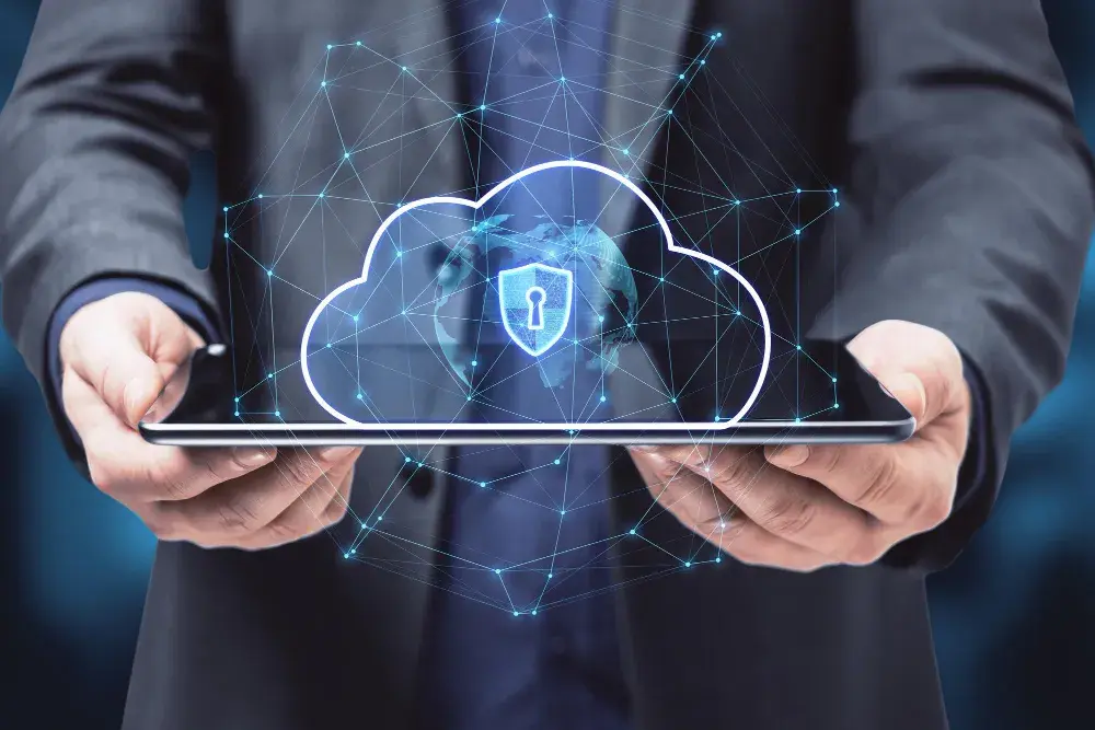 Segurança na Nuvem: Protegendo seus Ativos Digitais em Ambientes Híbridos e Multi-cloud